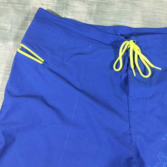 Vineyard Vines Board Shorts Swim Trunks - Picture 2 of 6